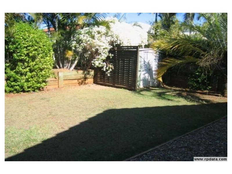 13 Sunray Place, Birkdale QLD 4159