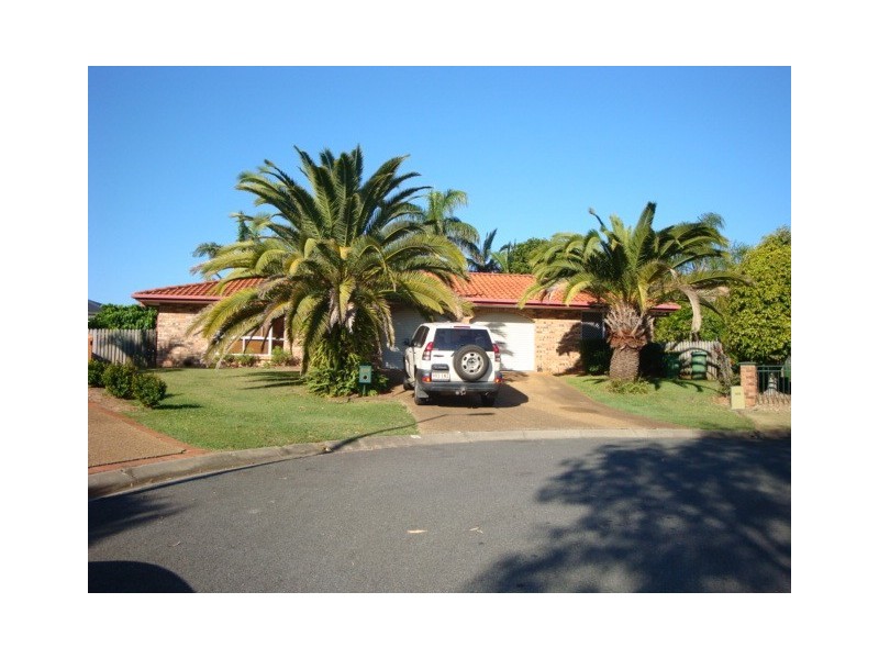 6 Day Court, Wellington Point QLD 4160