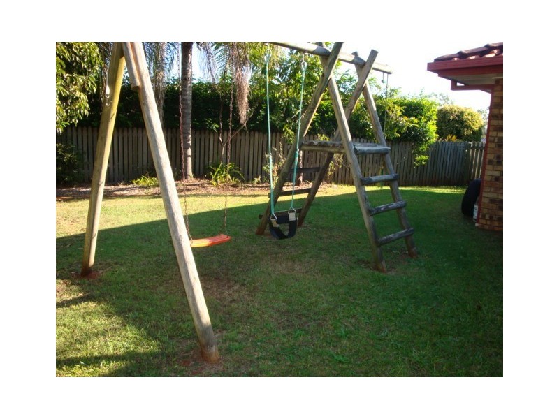 6 Day Court, Wellington Point QLD 4160