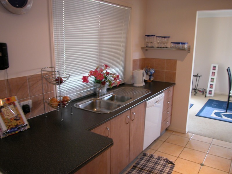 81 Carinyan Drive, Birkdale QLD 4159