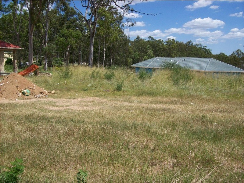 77 Bellevue Road, Goodna QLD 4300