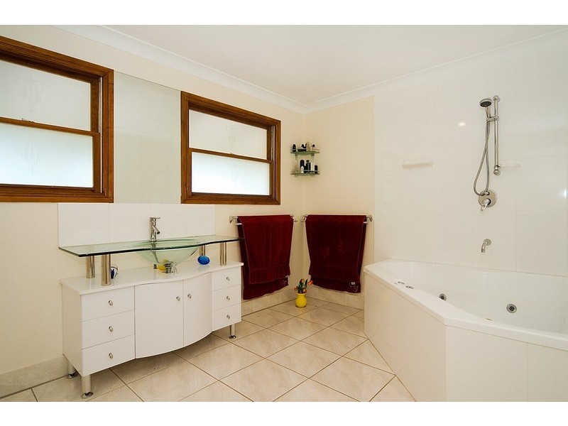 Pine Mountain QLD 4306