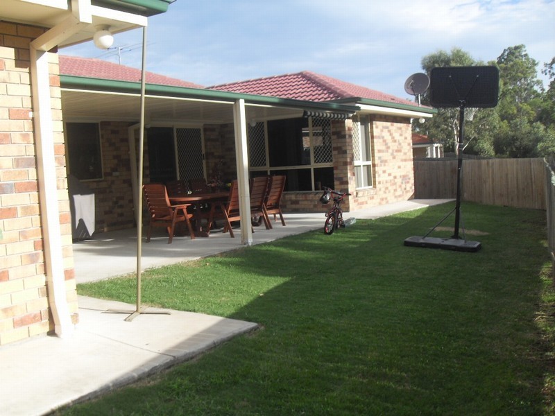 12 Parkside Drive, Springfield QLD 4300