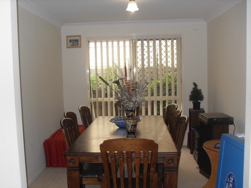 12 Parkside Drive, Springfield QLD 4300