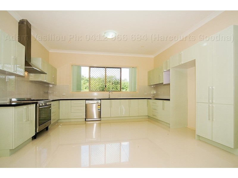 75 President Circuit, Karalee QLD 4306