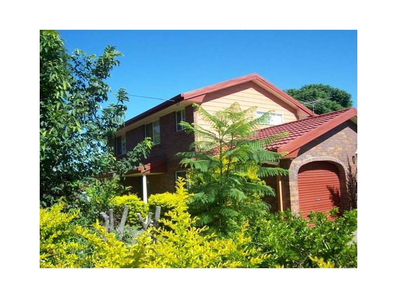 17 Forrest Cr, Redbank Plains QLD 4301