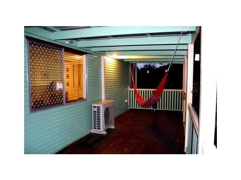 2 Hanley Way, Goodna QLD 4300