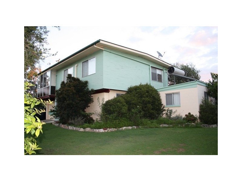 2 Hanley Way, Goodna QLD 4300