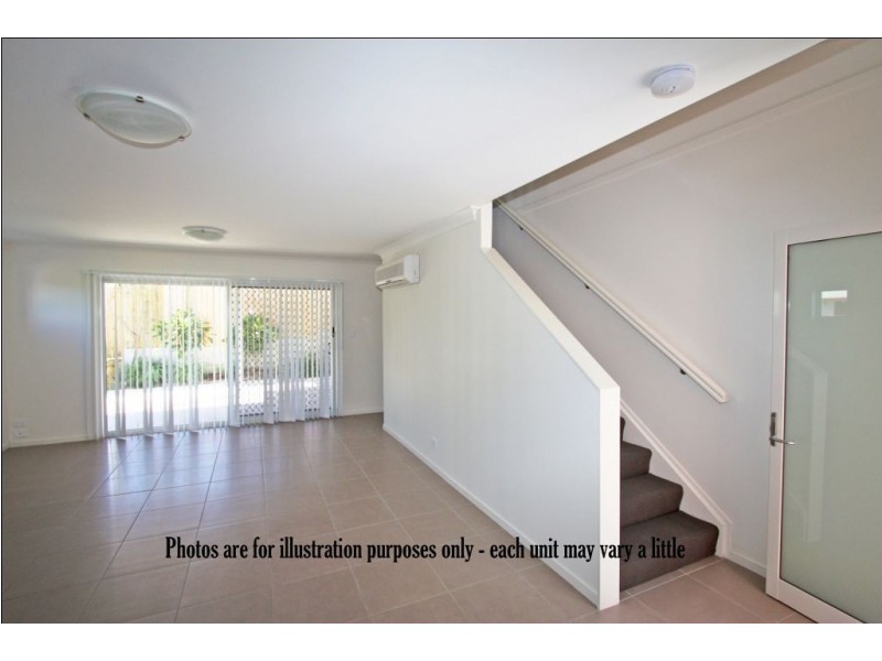 4/4 Spencer St, Redbank QLD 4301