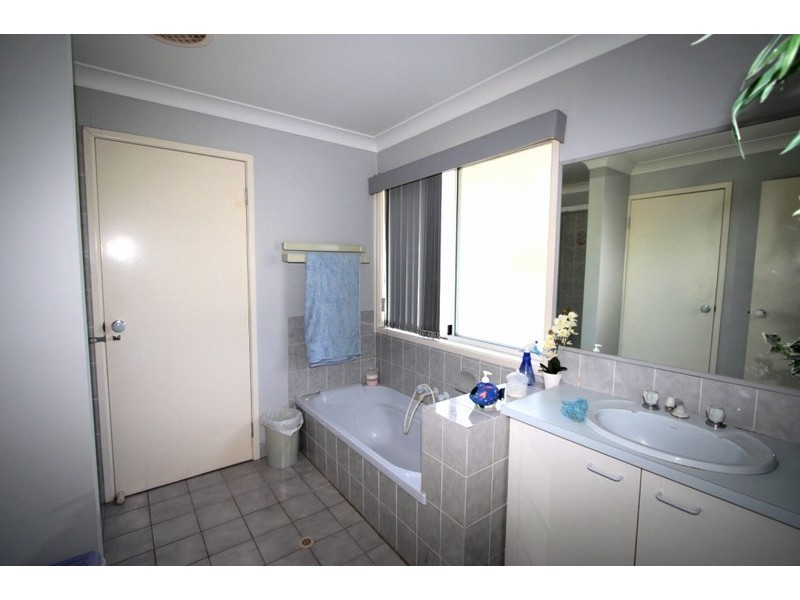 Collingwood Park QLD 4301