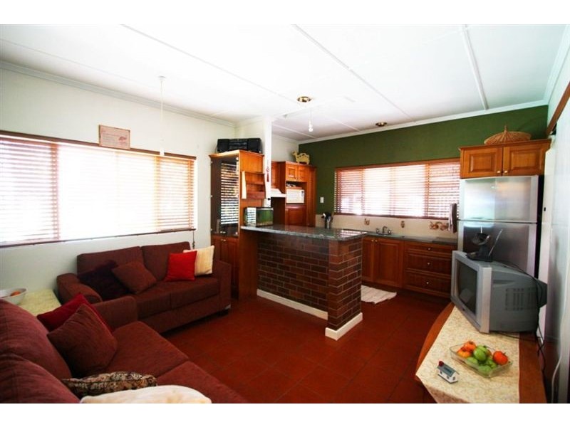 Dinmore QLD 4303
