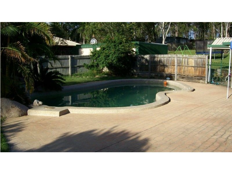 166 Cedar Road, Redbank Plains QLD 4301