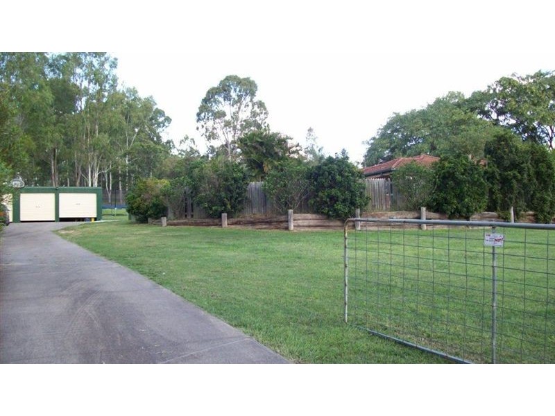 166 Cedar Road, Redbank Plains QLD 4301