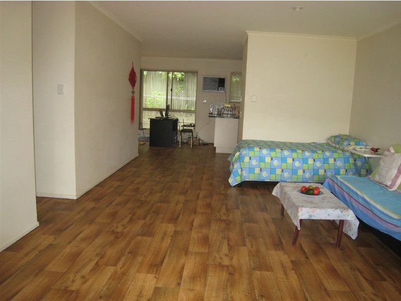 Redbank Plains QLD 4301