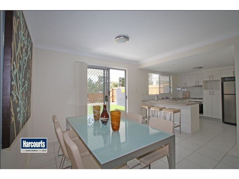 Regents Park QLD 4118