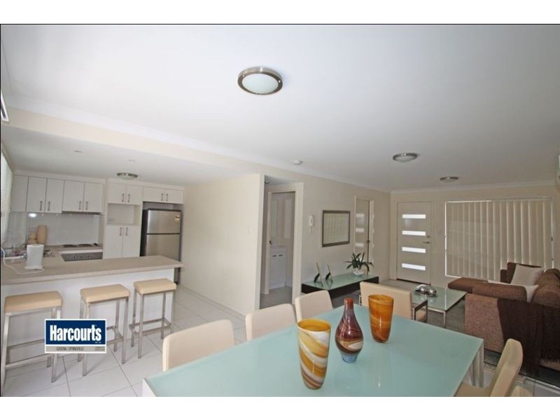 Regents Park QLD 4118