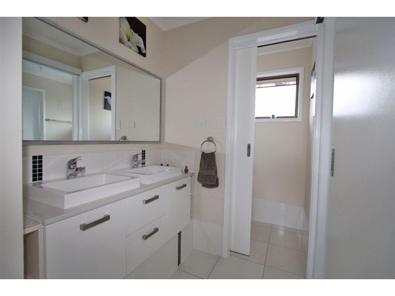 Redbank Plains QLD 4301