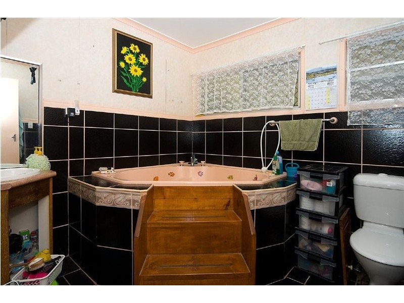 Redbank Plains QLD 4301