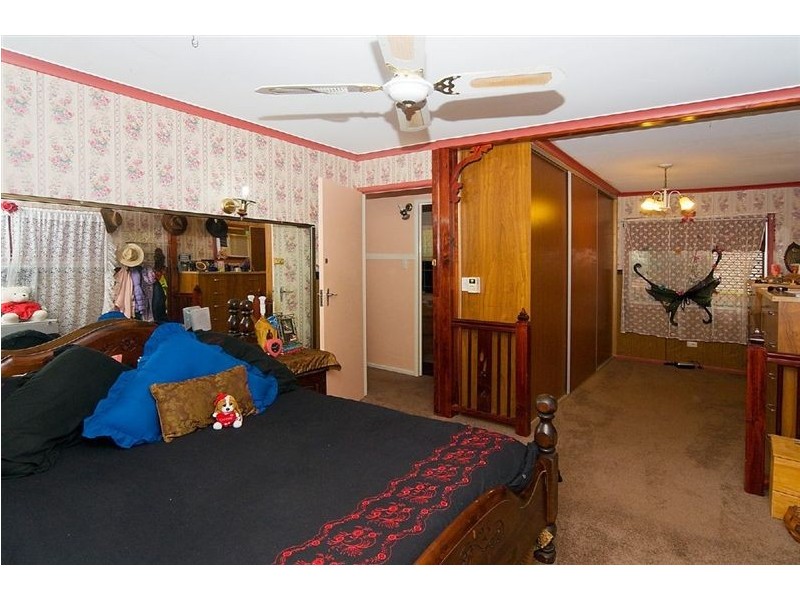 Redbank Plains QLD 4301