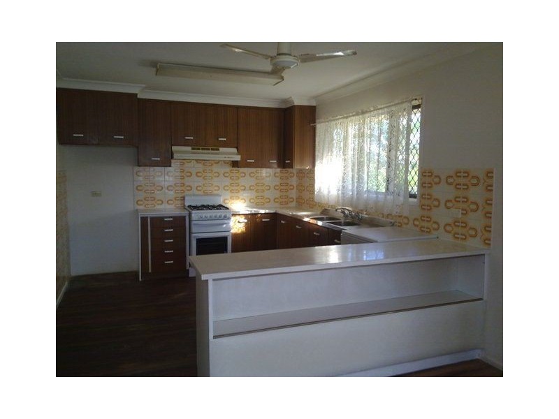 2 Stella Street, Camira QLD 4300