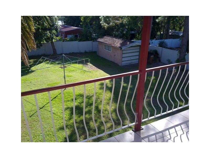 2 Stella Street, Camira QLD 4300