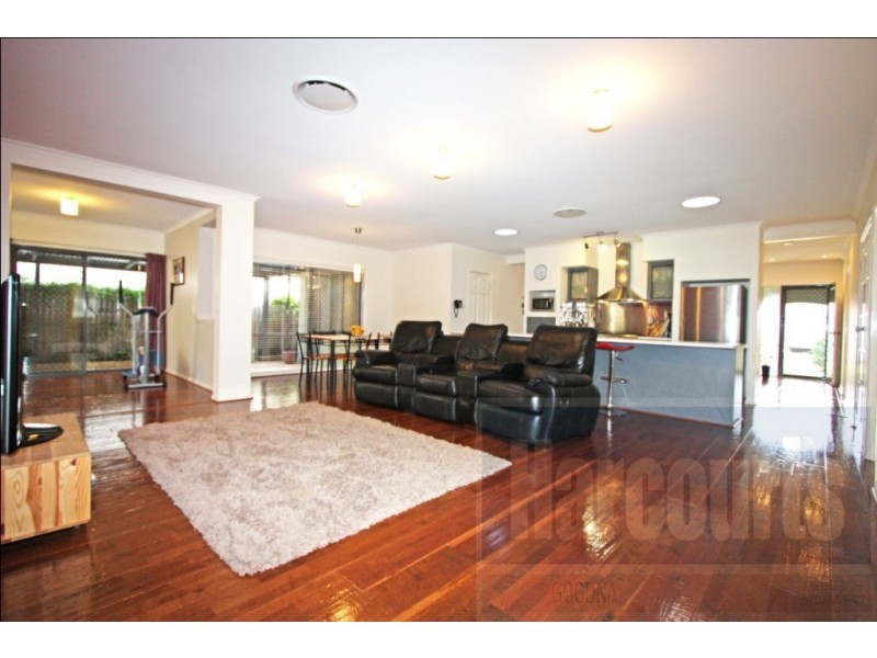 44 Coventina Cres, Springfield Lakes QLD 4300
