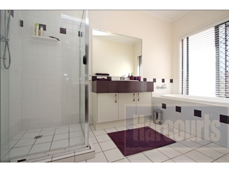 44 Coventina Cres, Springfield Lakes QLD 4300