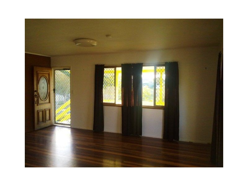 13 Duncan Street, Riverview QLD 4303