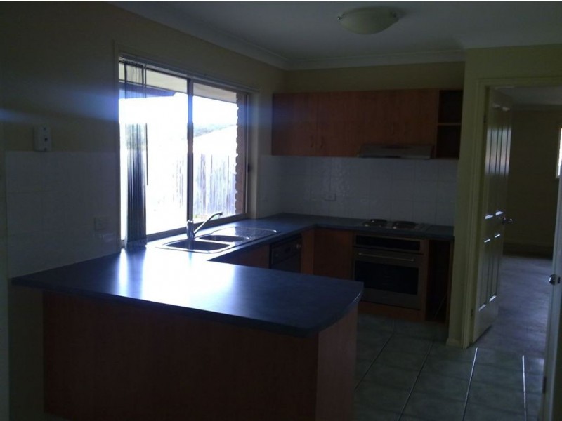 3 Heron Close, Springfield QLD 4300