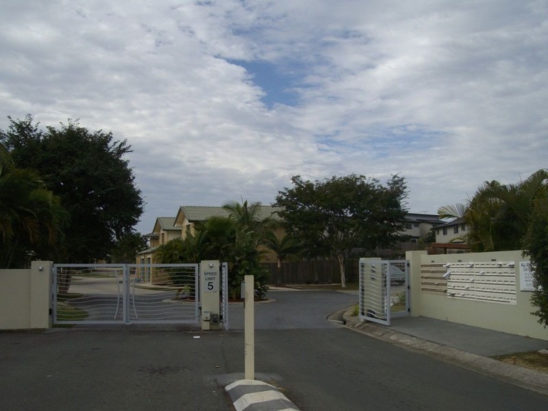 5/266 Henty Drive, Redbank Plains QLD 4301