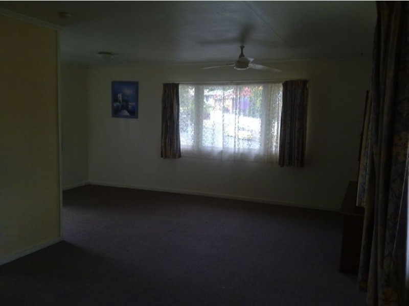 25 Dorricott Crescent, Goodna QLD 4300