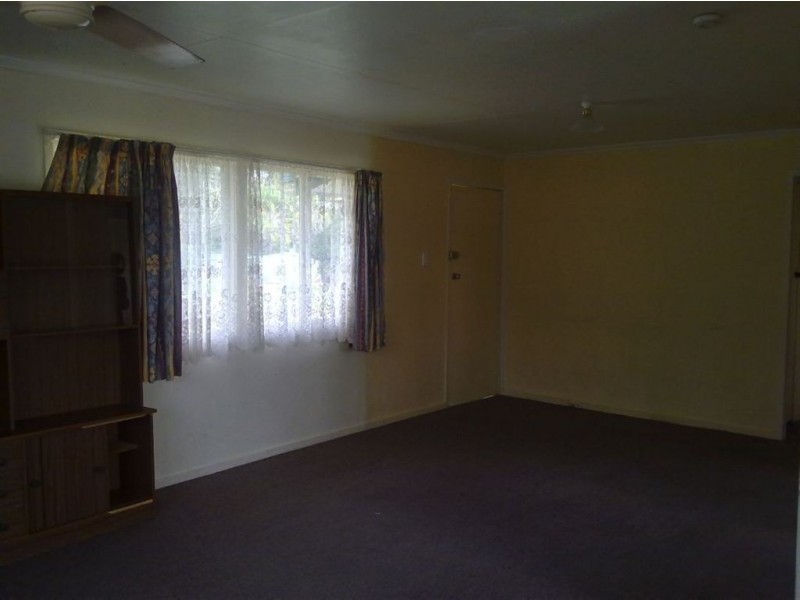 25 Dorricott Crescent, Goodna QLD 4300