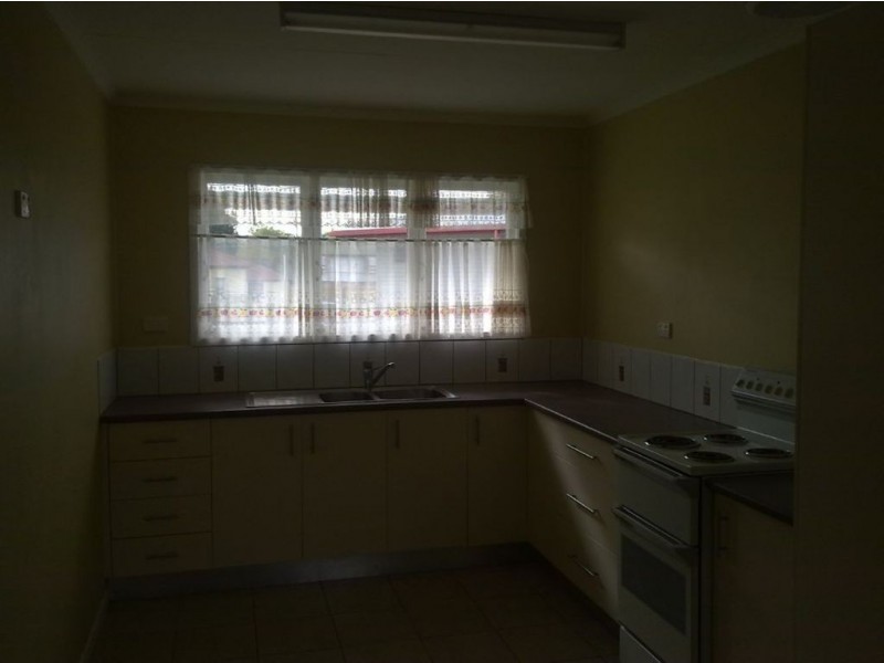 25 Dorricott Crescent, Goodna QLD 4300