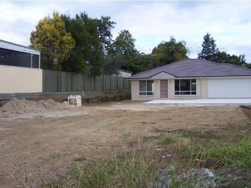 18 Glen Brae St, Redbank Plains QLD 4301