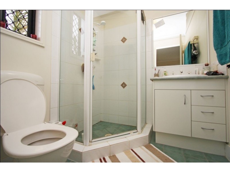 Flinders View QLD 4305