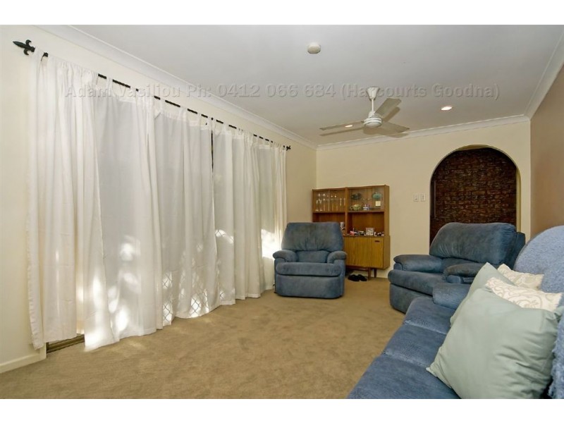 4 Cardwell St, Redbank Plains QLD 4301
