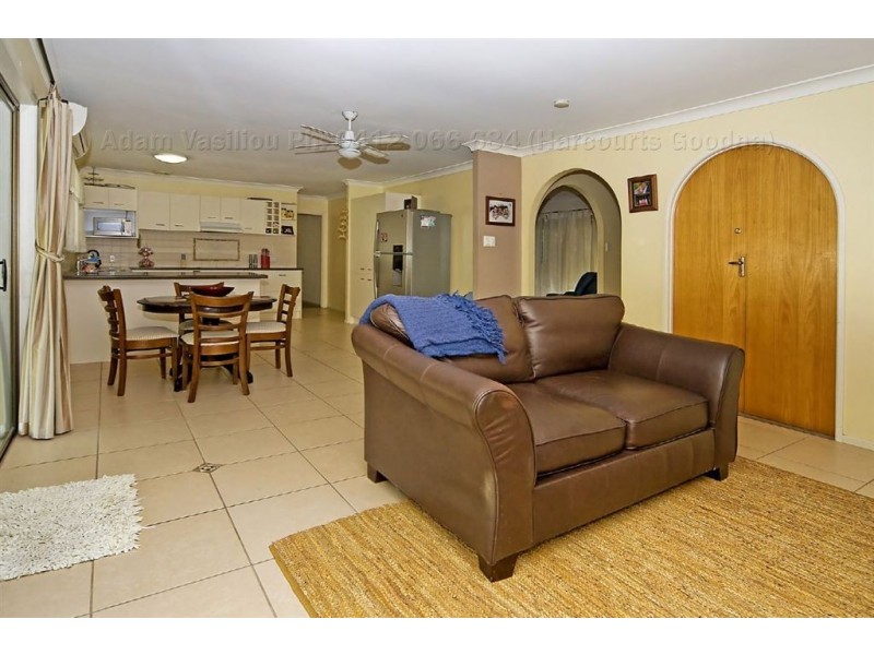 4 Cardwell St, Redbank Plains QLD 4301