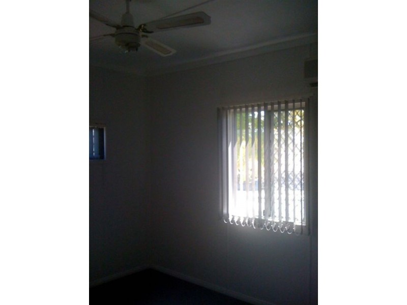 8 Thomas Street, Goodna QLD 4300