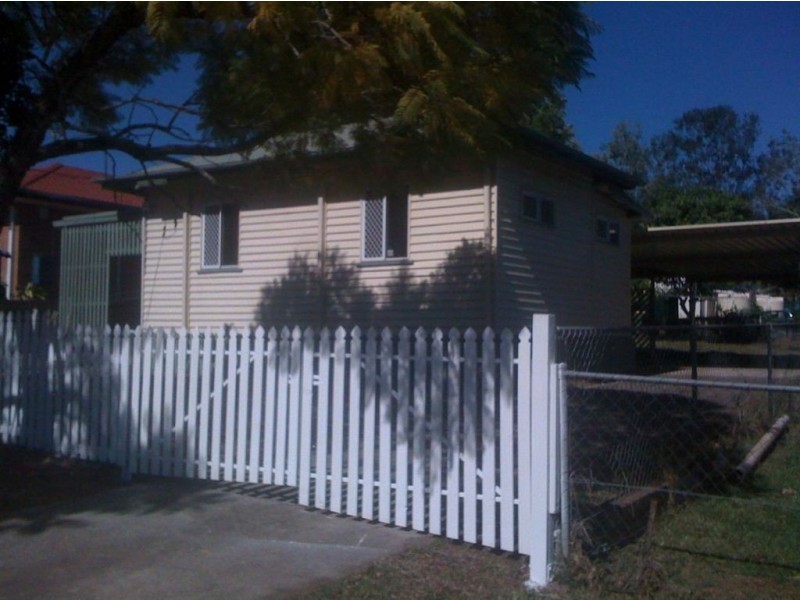 8 Thomas Street, Goodna QLD 4300