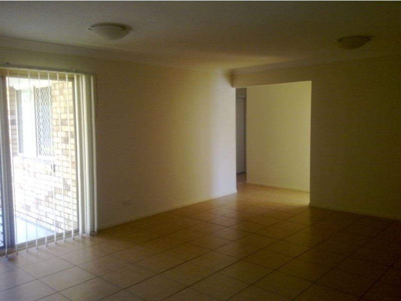 39 Lyrebird Lane, Bellbird Park QLD 4300