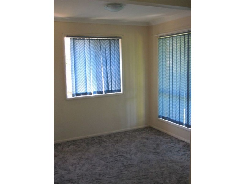 9 Kristine Ave, Goodna QLD 4300