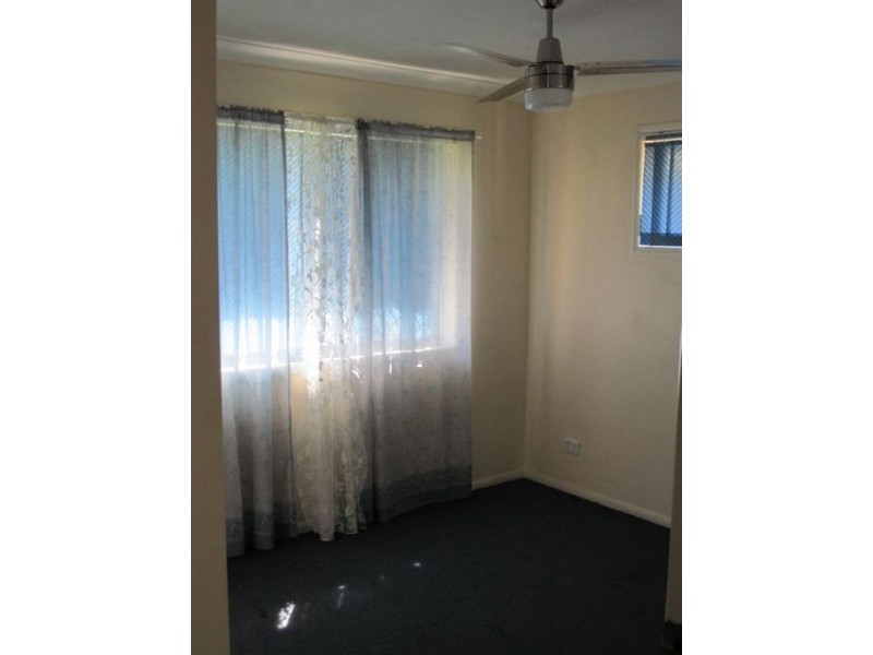 9 Kristine Ave, Goodna QLD 4300