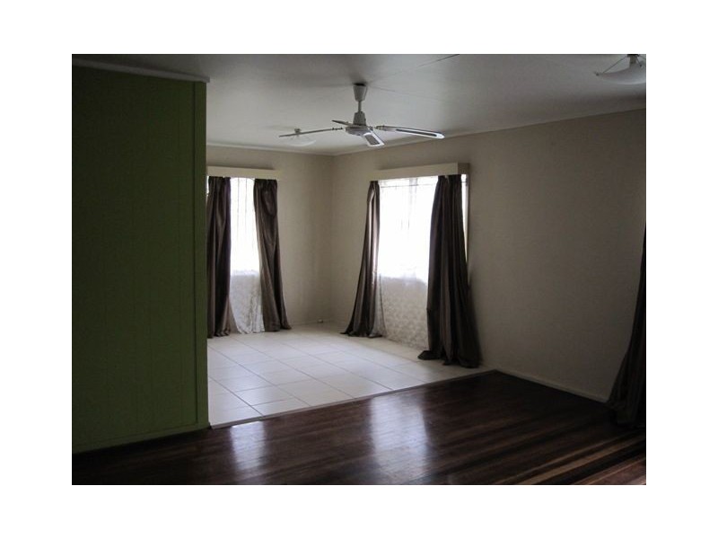 10 Glennie Court, Goodna QLD 4300