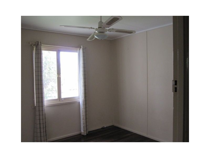 10 Glennie Court, Goodna QLD 4300