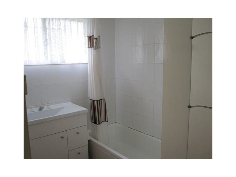 10 Glennie Court, Goodna QLD 4300