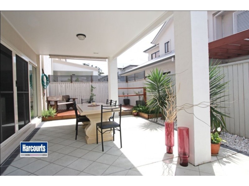 72/158 Dandenong Rd, Mount Ommaney QLD 4074