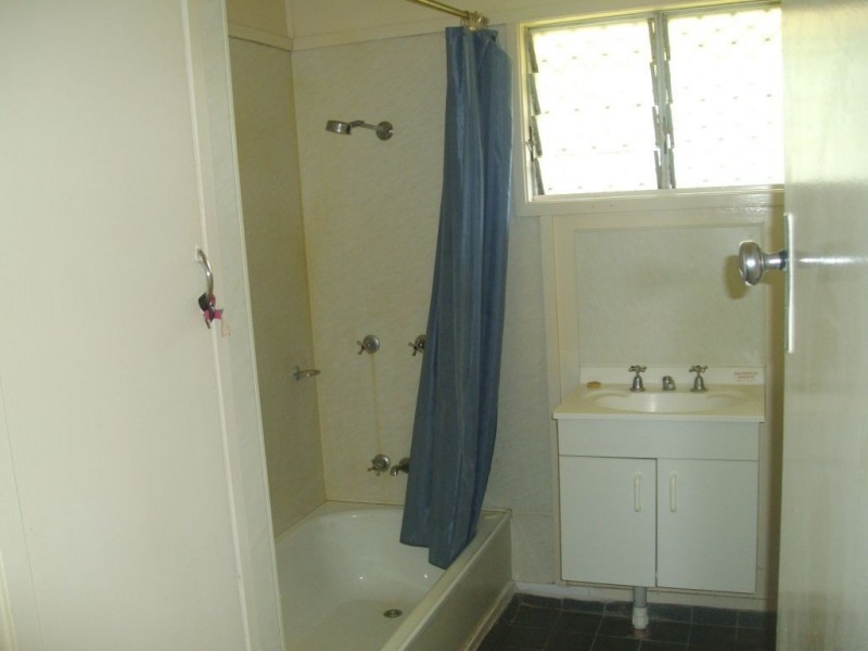 7 Elizabeth Crescent, Goodna QLD 4300