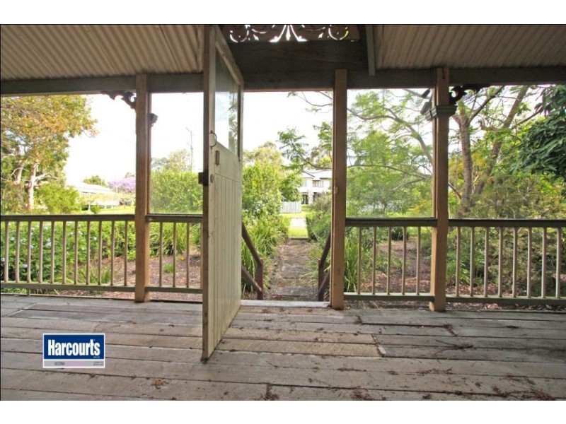 16 Waterford Road, Gailes QLD 4300