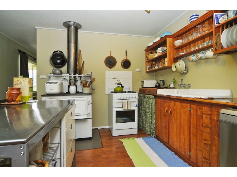 12 Stella St, Camira QLD 4300