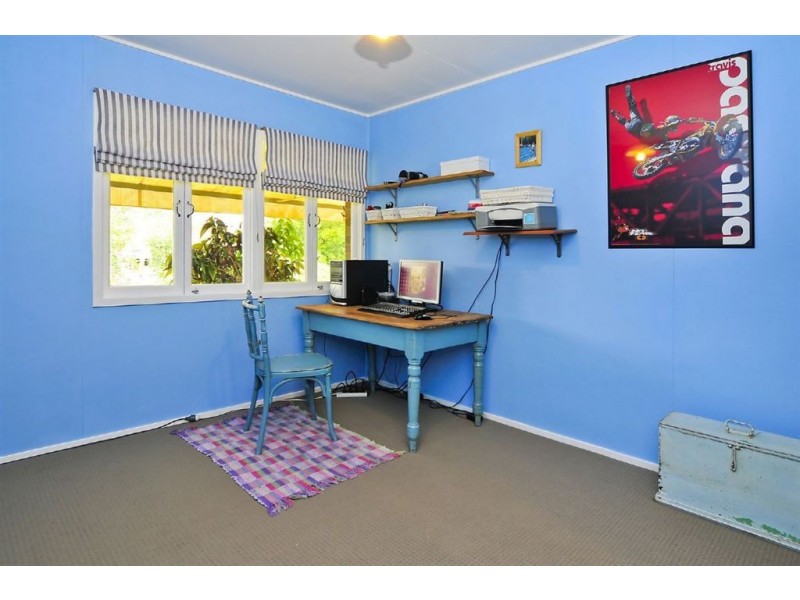 12 Stella St, Camira QLD 4300